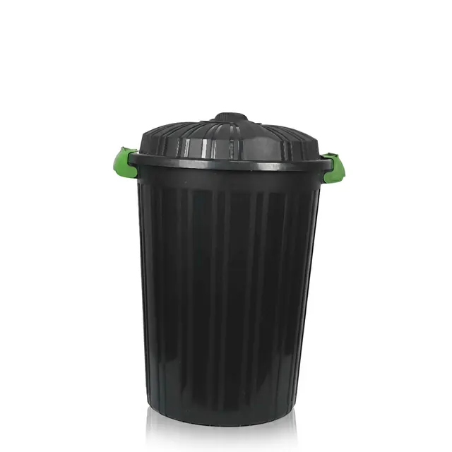 Poubelle avec couvercle